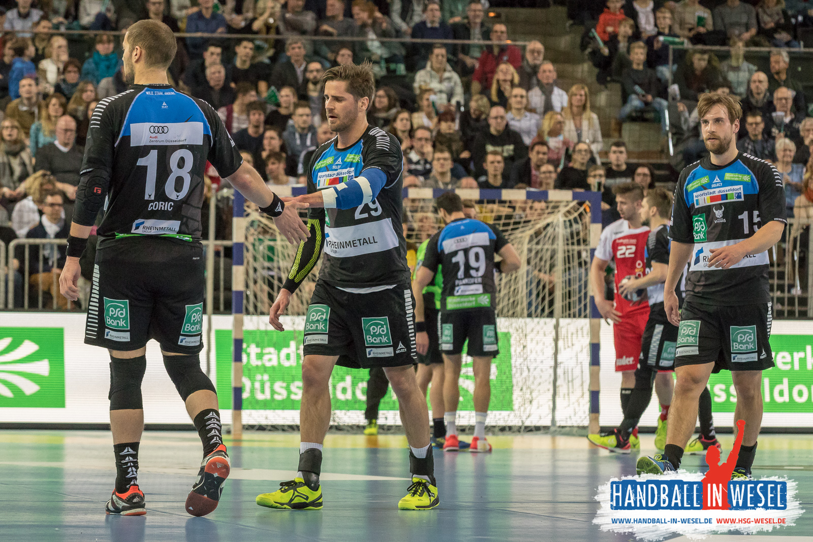 HC Rhein Vikings - TuSEM Essen 32:29 (17:14) / 2.Liga / DKB Hand
